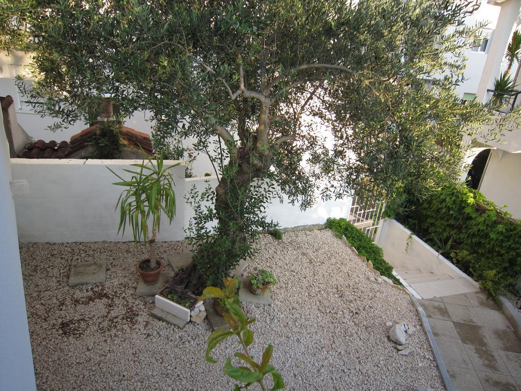 Holiday Home Mona イグラネ 部屋 写真