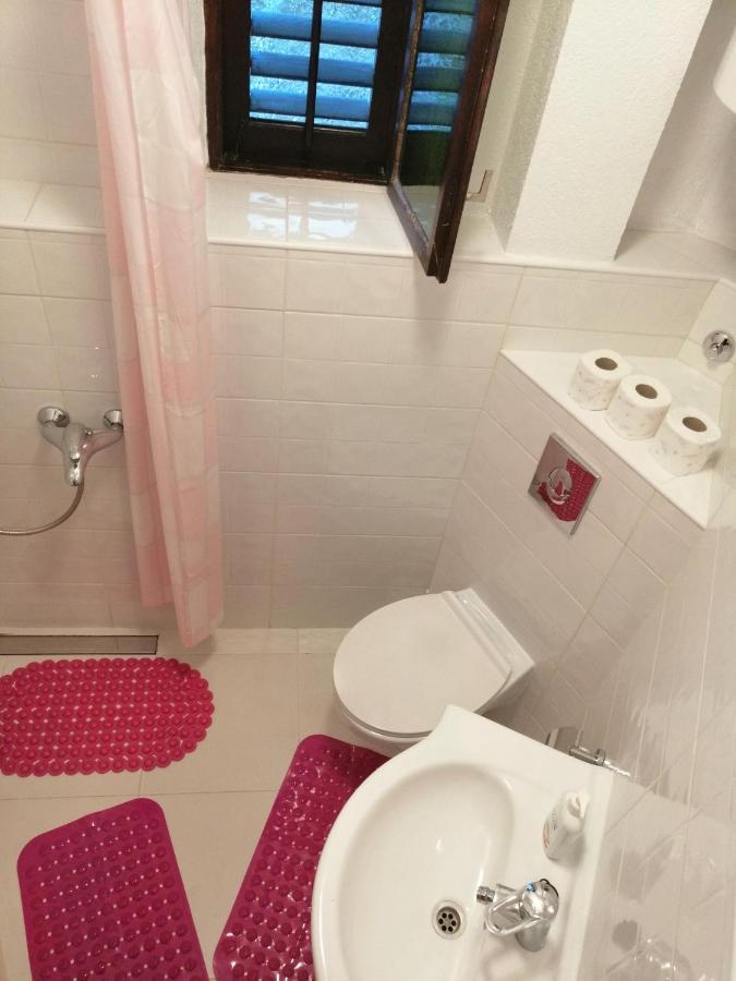 Holiday Home Mona イグラネ エクステリア 写真